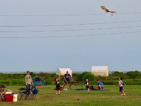 IMG_0630 Kite Flying, Galveston Island State Park, TX