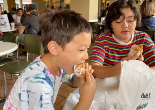 IMG_6245 Beignets, Cafe Du Monde, New Orleans, LA