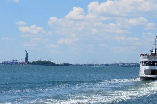 IMG_2225 Statue of Libery and Liberty Ferry, Battery Park, New York, NY