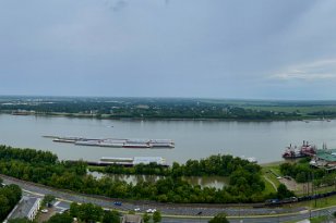 IMG_6439 View west, Mississippi River, Baton Rouge, LA