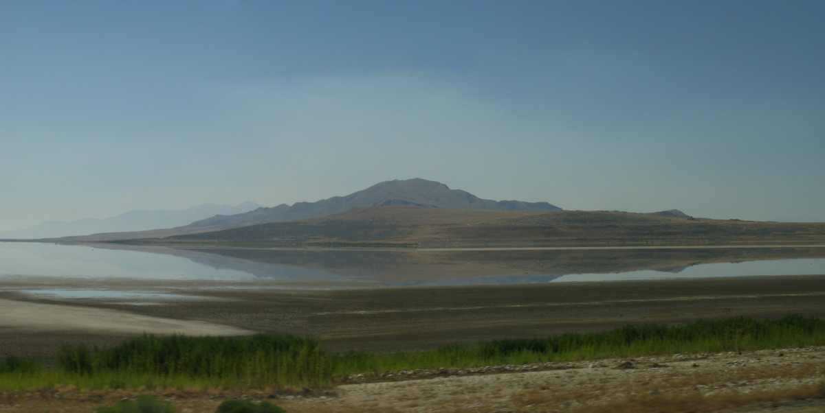 AntelopeIsland-Causeway.jpg