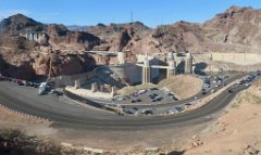 IMG_5536 Parking on the Arizona side, Hoover Dam